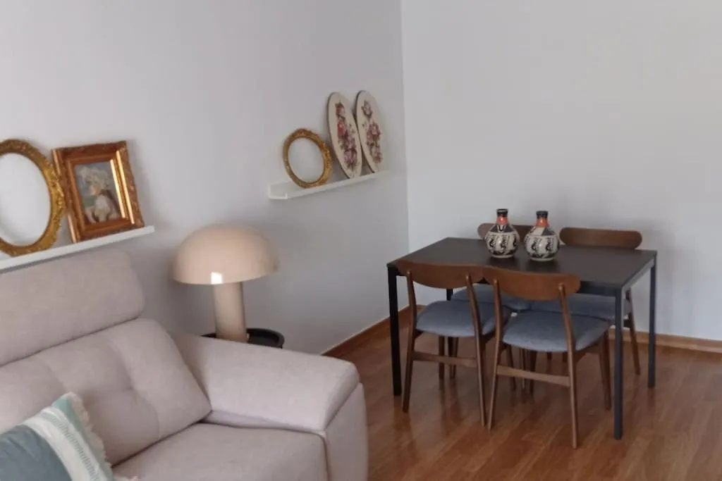 アパート Apartamento Doctor Galvez Ginachero Con Piscina フエンヒロラ スペイン