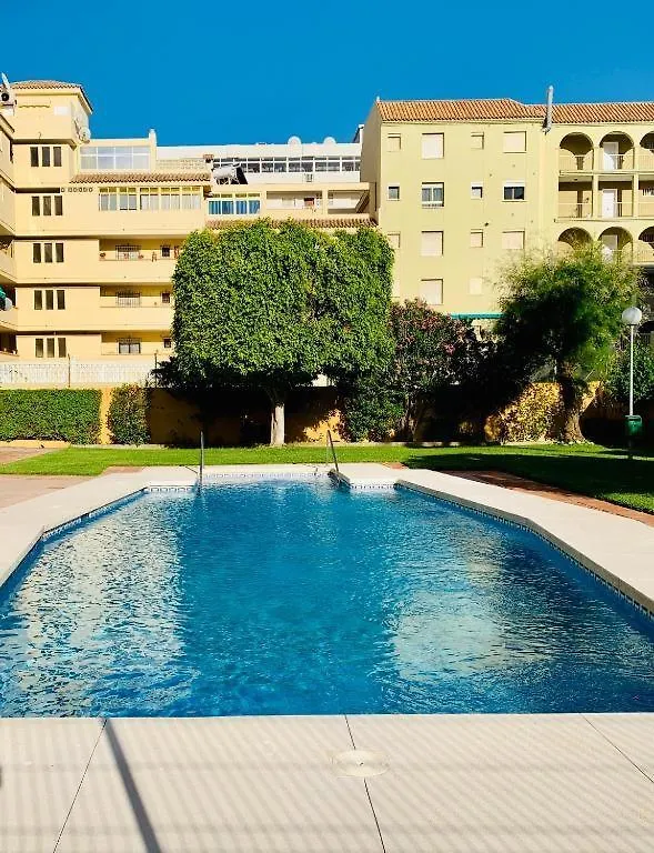 Apartamento Doctor Galvez Ginachero Con Piscina contacts